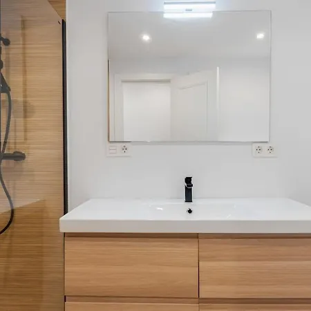 Modern Flat In Center! Appartamento Marbella